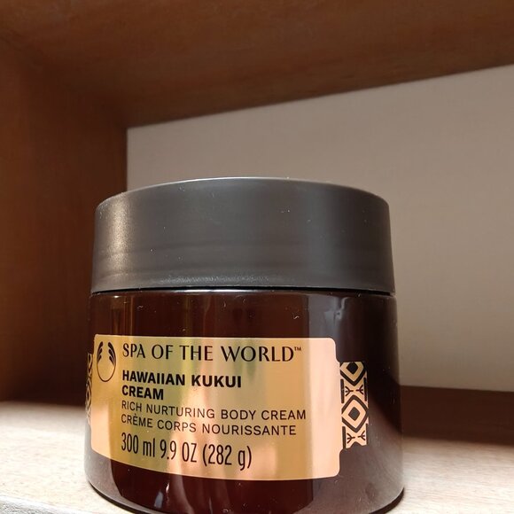 NWT *in US Discontinued* Body shop Hawaiian Kukui cream 9.9 OZ - Picture 2 of 3
